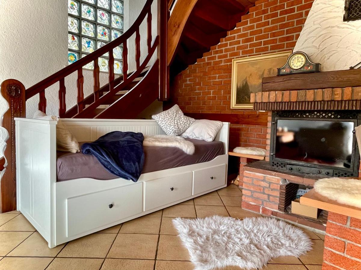 Ferienhaus Mit Zirbitzblick Monchegg Bagian luar foto